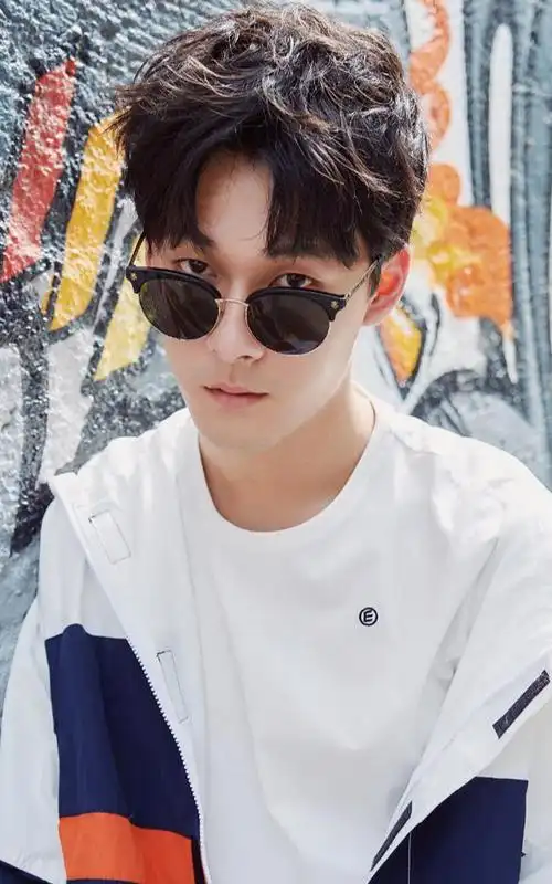 张雨剑(中国内地90后男演员)_尚可名片