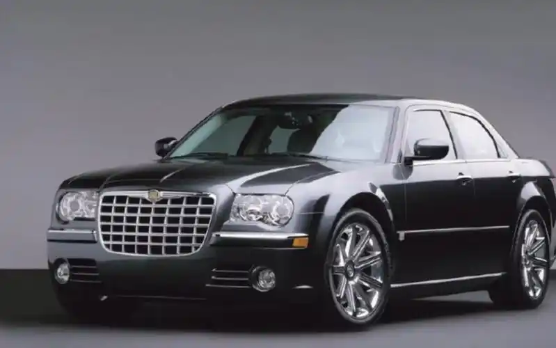 车模第26期-克莱斯勒300c