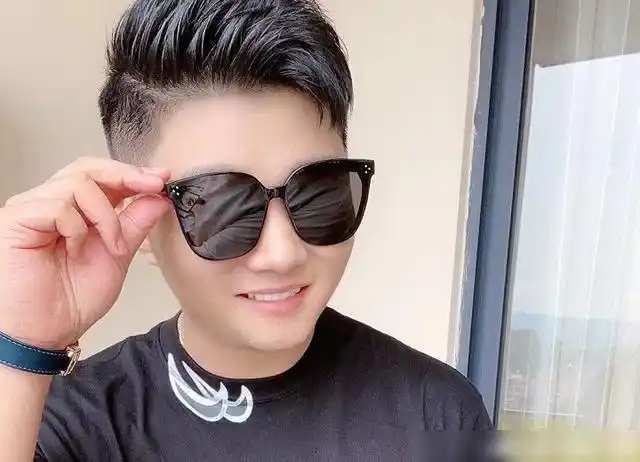 白小白谈及自己演出涨价10万不等小白透漏不接婚礼演出的原因