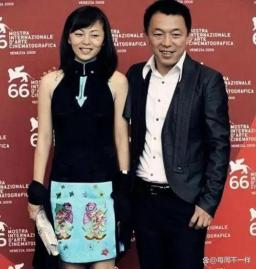 "小欧始终以她特有的方式给予黄渤无尽的支持.