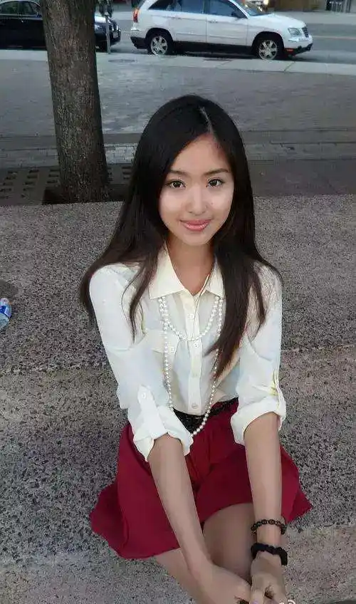 《欢乐颂》翻红,被赞太美的杨采钰:除了撞脸刘亦菲,底气在哪