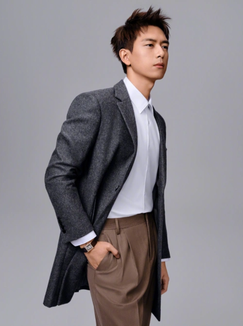 李现西服造型 帅气十足!