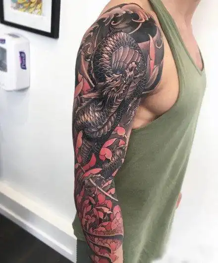 新传统的大花臂纹身图案欣赏