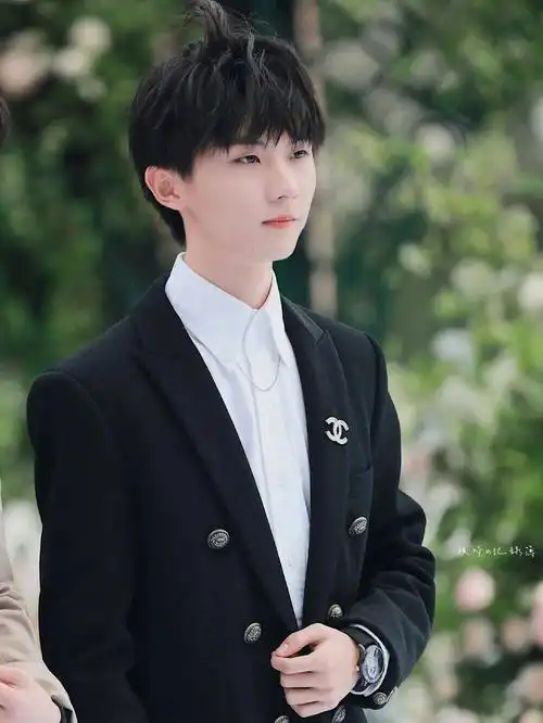 是喜欢台风少年团的马嘉祺多一点还是时代少年团的队长马嘉祺多一点呢