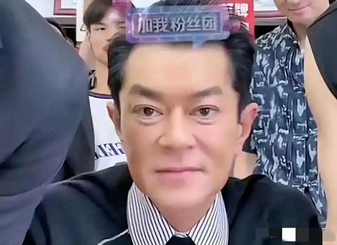 呀,不敢相信这是古天乐,这脸为啥看起来怪怪的!