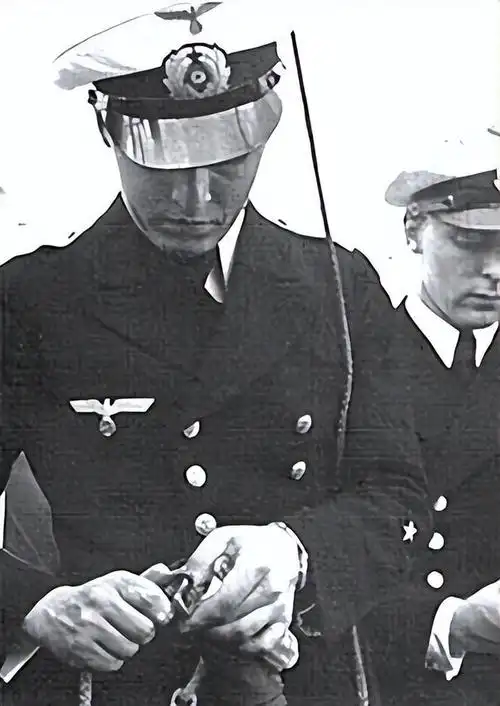 二战德国海军军衔标志介绍