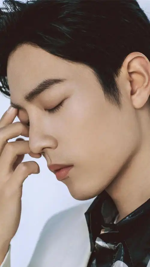 肖战时尚帅气个人写真