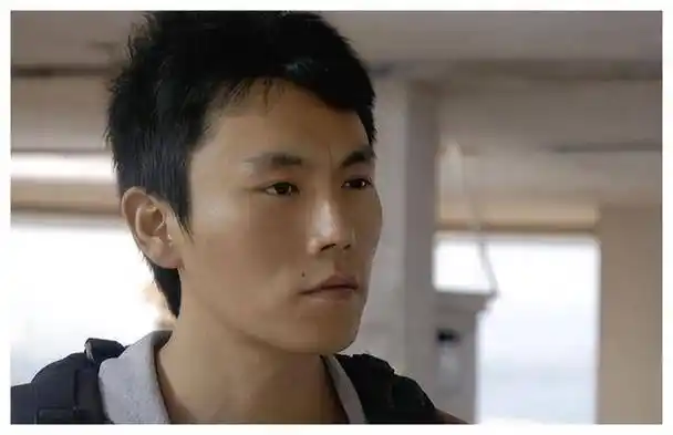 娱乐圈无人敢惹的45岁秦昊,再度发出警示信号!_伊能静_挑战自我_角色