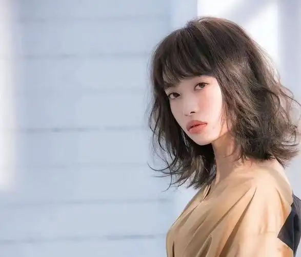 要牢记这3烫3不烫,才洋气好看|发型|卷发|脸型|短发|刘海_网易订阅