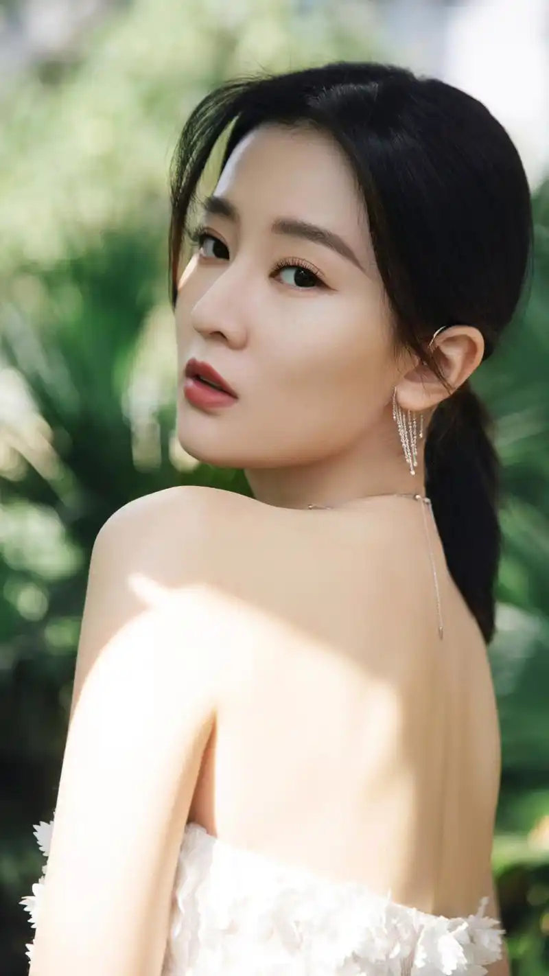 精美图集|性感美女乔欣,你喜欢吗