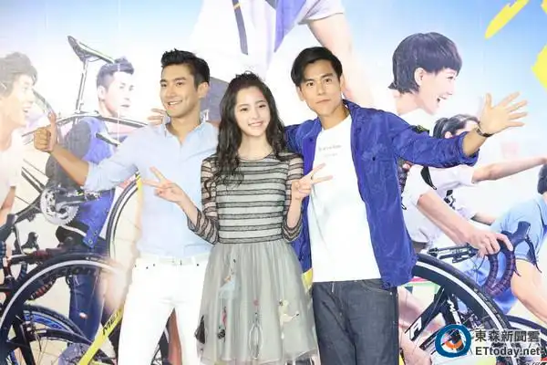 崔始源,欧阳娜娜,彭于晏出席《破风》平面媒体访问记者会.