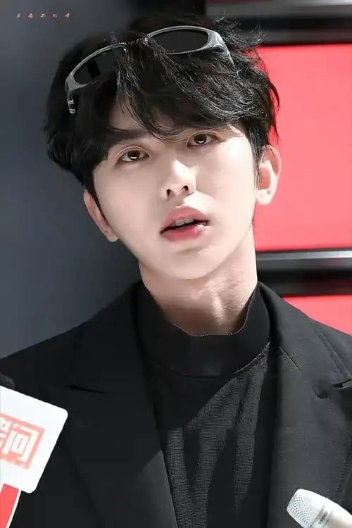 ##蔡徐坤remedy舞台复古松弛感# cxk #蔡徐坤新歌remedy