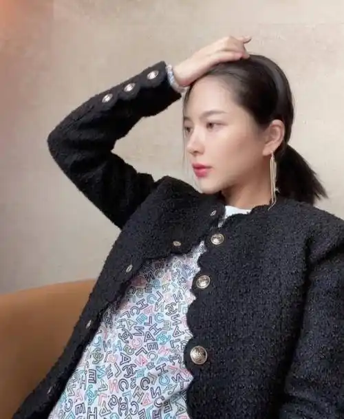 王灿母亲节前晒卸货前后照,对杜淳称呼都变了,要不要这么现实_孩子