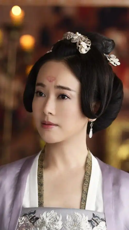 17:27:45柜中美人·秋妃·左小青古装剧照此去必经年往事散云烟同采自
