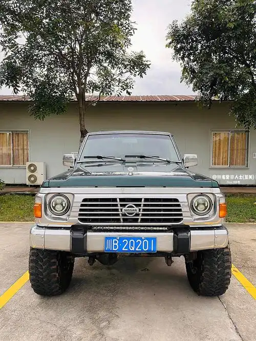 情怀越野车途乐y60