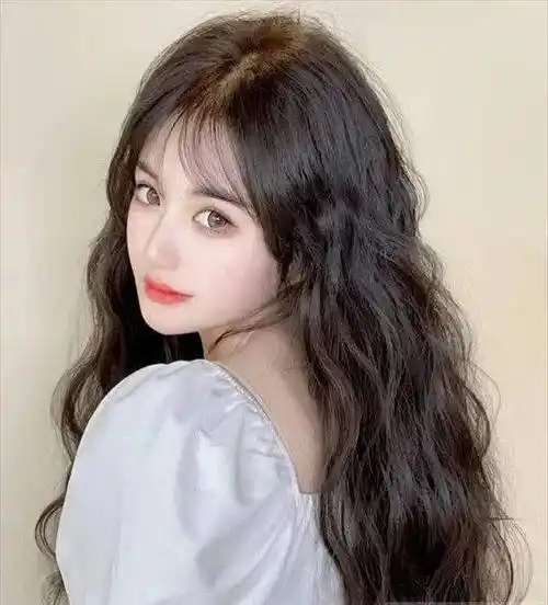 最值得烫的女生发型,巨显气质,一定不要错过了._卷发_四大_中长