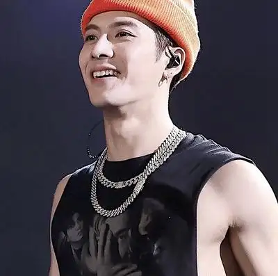 街头嘻哈说唱潮人古巴项链hiphop个性霸气男士钛钢链子吴亦凡同款