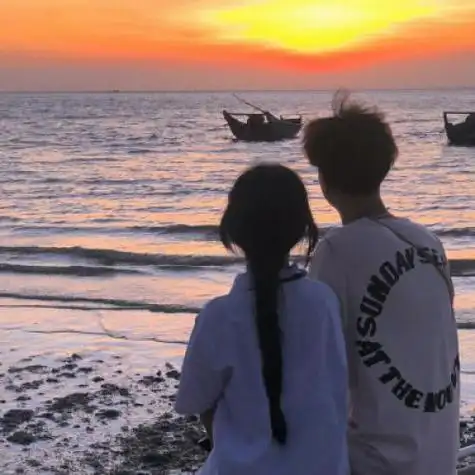 背影情侣头像,青春就是和你一起疯狂一次