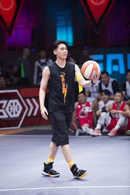 我要打篮球综艺排行榜_李易峰的综艺节目叫什么名字?-票房剧透网