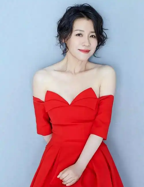 演员刘琳:我这辈子最正确的决定,就是嫁给平凡丈夫,给他生儿子