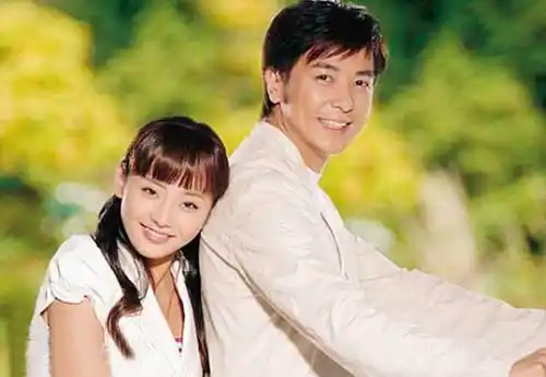 琼瑶力作再现荧屏 "一帘幽梦" 新老版本打擂