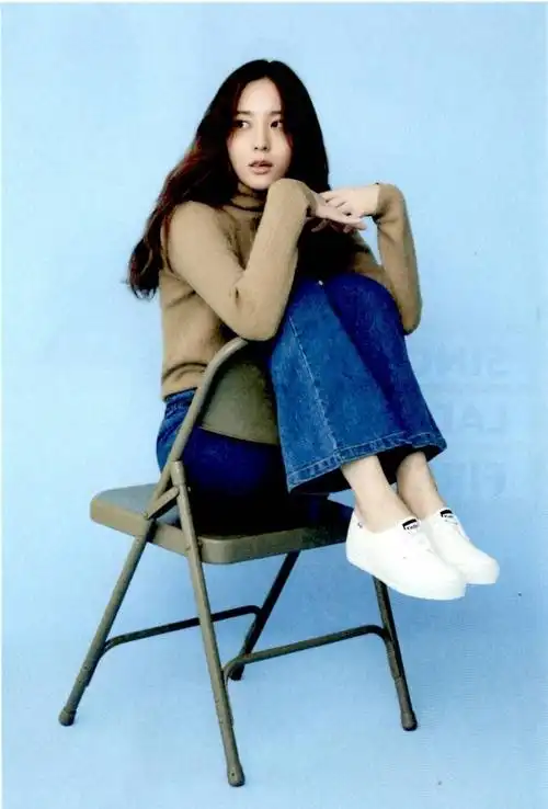 郑秀晶可爱画报