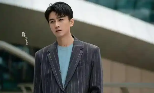 陈晓再启都市剧新作,首搭唐嫣人气拉满,《陌路花开》提上日程_网易订