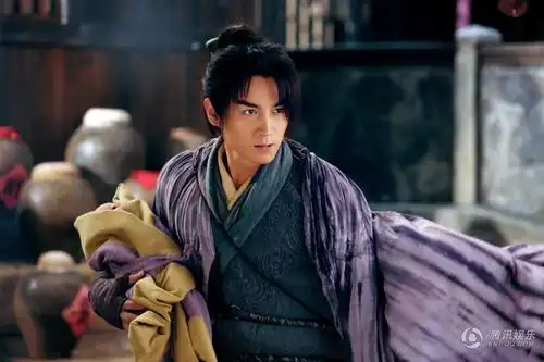 >>>点击进入腾讯视频,观看《神雕侠侣》腾讯娱乐讯陈晓主演的新版