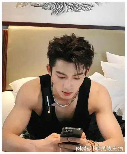 编剧|刘学义|演艺事业|白鹿(演员)_网易订阅