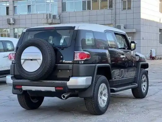 经典越野丰田酷路泽fj港口现车61万起售