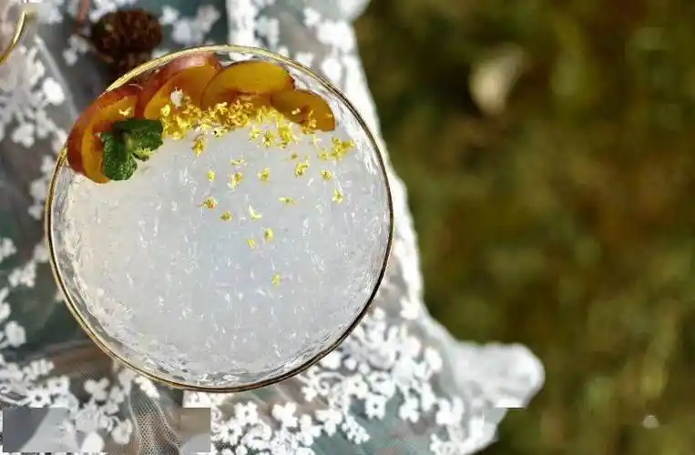 在第六个月时宝宝开始迅速生长,对营养的需求也达到了顶峰.