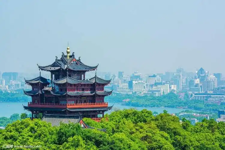 杭州,上有承载神灵的灵隐寺,下有滋养万物的千岛湖!