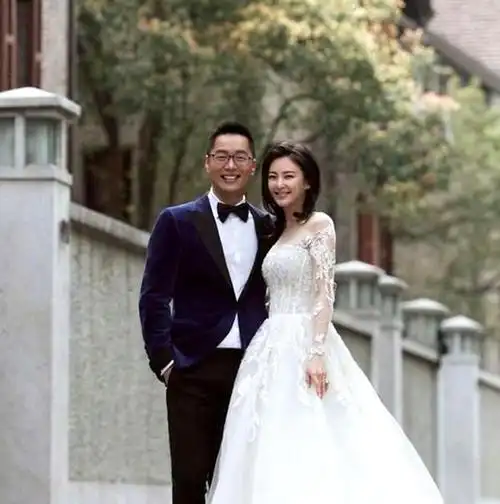 霸气姐张雨绮翻红之后气质太赞就是选男人眼光实在差