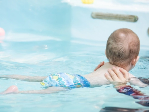 可以调整婴幼儿内脏功能的三浴锻炼指的是什么