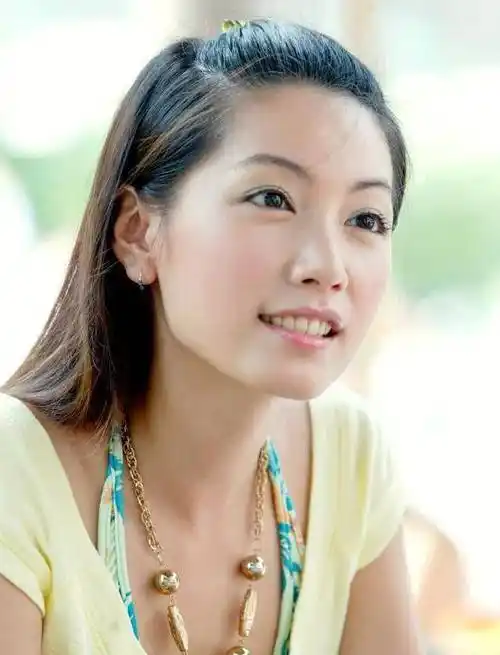 林韦君不像陈乔恩,王心凌,一直都能饰演女主,但她却是第一位凭借饰演