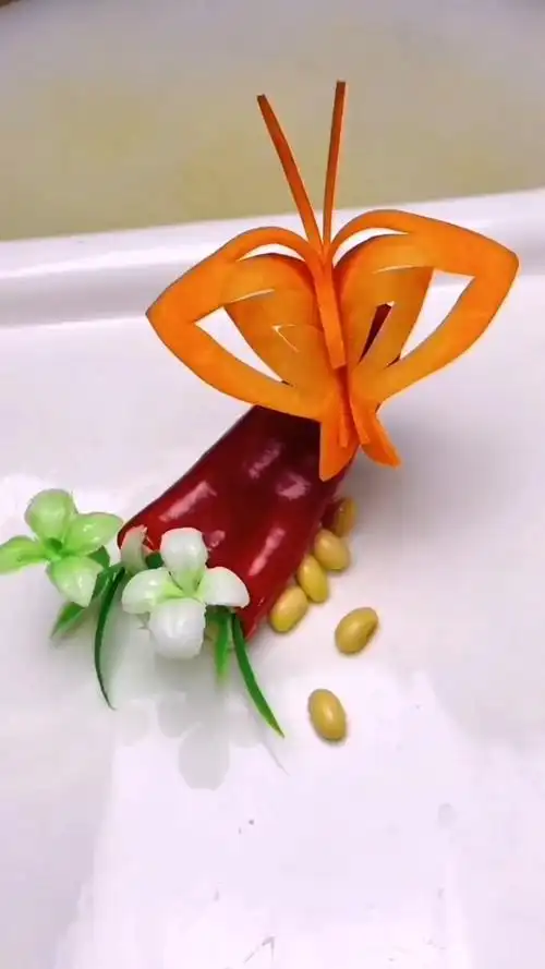 简单盘饰教程美食创意盘饰热菜摆盘果蔬创意盘饰感谢朋友们的支持麻烦