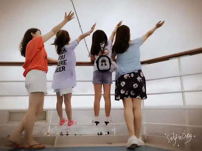 四人拍,各种造型