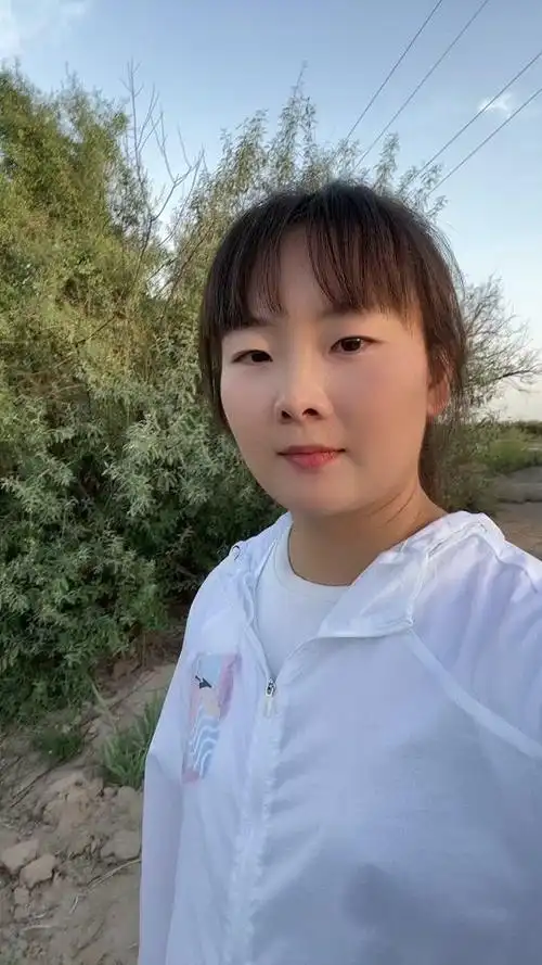 莹莹日记_莹莹日记个人资料_莹莹日记直播间_18183kol_18183网红站