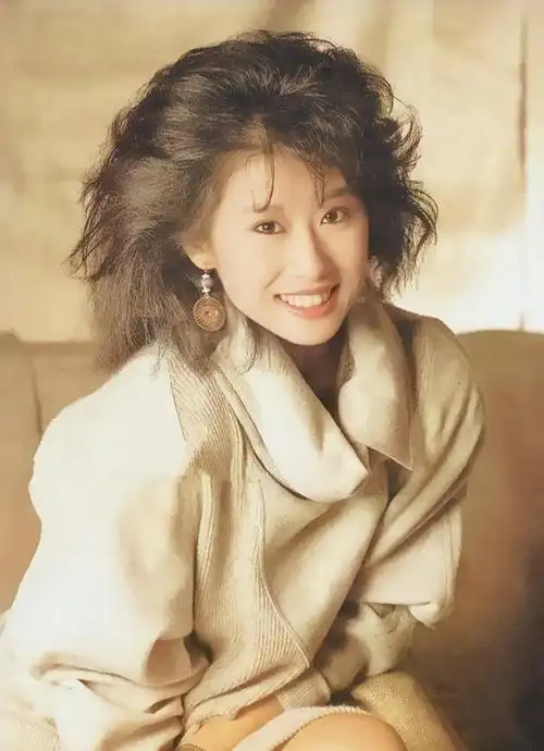 潇洒天后叶倩文的精彩过往和她背后不得不提的男人