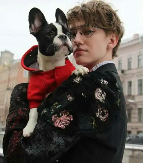 再来分享一波julianmackay的照片多图注意