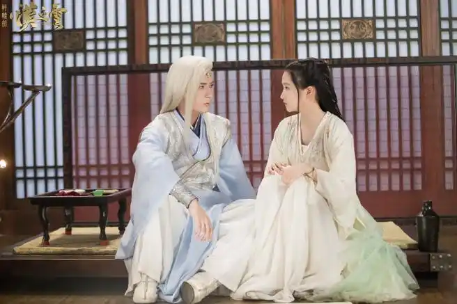 今晚十点爱奇艺vip会员剧情有点精彩了@张云龙mmc@于朦胧@关晓彤