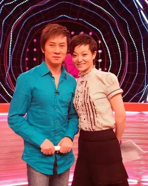 江涛近照,外貌的巨变让人唏嘘!他的妻子万小牧,长相朴实憨厚