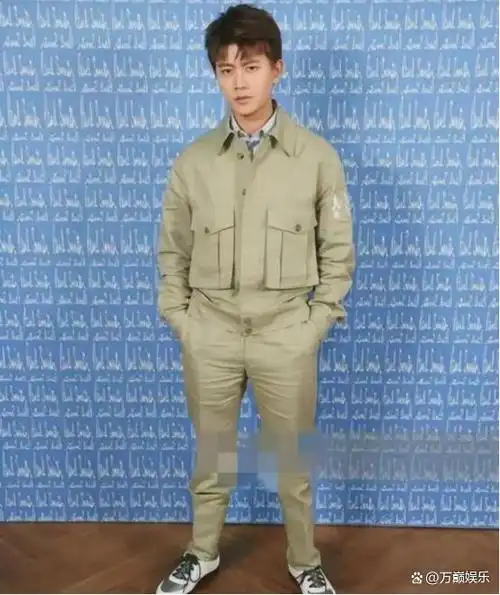 以为是精致男星,实则身材五五分,腿又短又粗,感觉自己被骗了