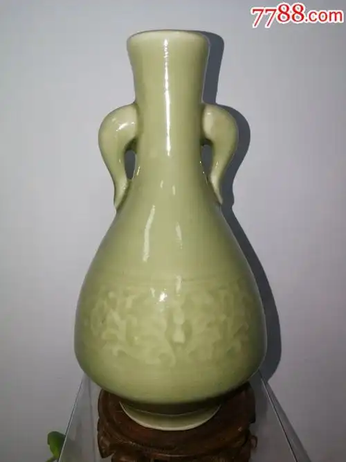 80年代汝瓷象耳瓶