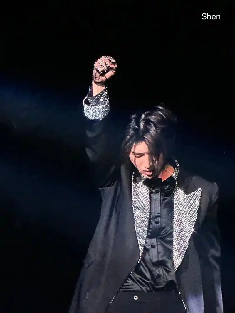 蔡徐坤2023迷巡回演唱会 #蔡徐坤新 - 抖音