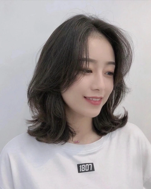 这才是2021该有的发型19款瘦脸时尚还有女人味你那款太老气了