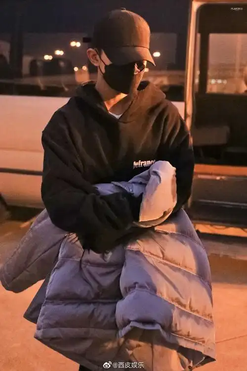 韦一航,所以开始期盼着2020年最后一天的到来@tfboys-易烊千玺#易烊