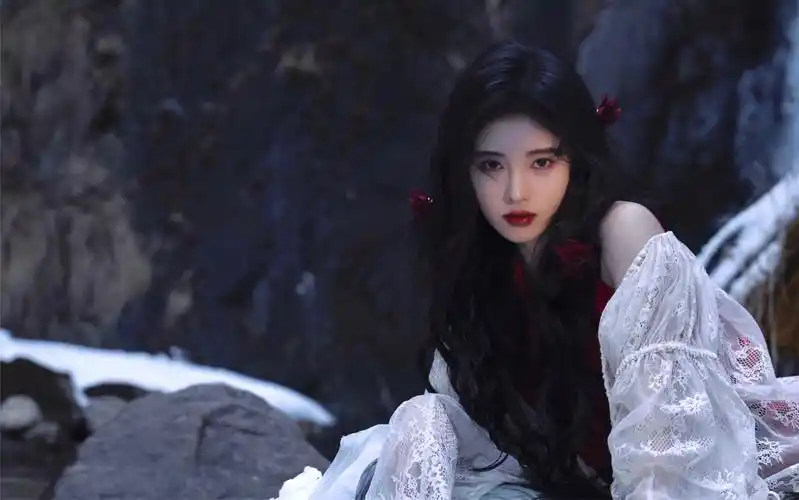 【鞠婧祎】川西雪地大片拍摄花絮