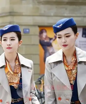 露水红颜上映刘亦菲与唐嫣秀衣品