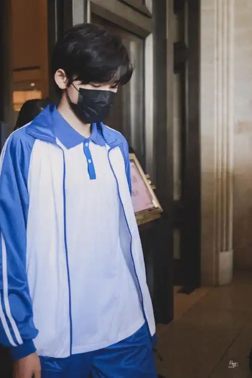 宋亚轩蓝白校服路透
